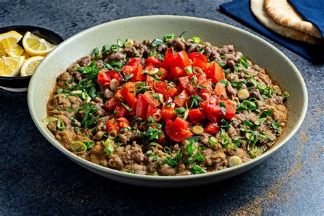  Ful Medames: En Krämig och Umamirik Bönröra som Sätter Märken i Alexandrias Matkultur!