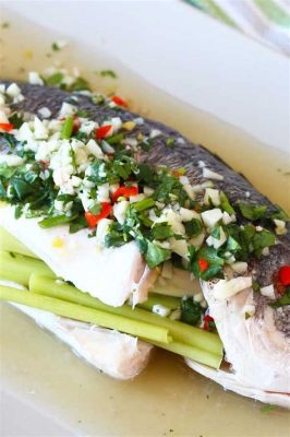   Shaoyang Steamed Fish With Aromatic Herbs: Enkla Smaker möter en Komplex Kryddig Doft!